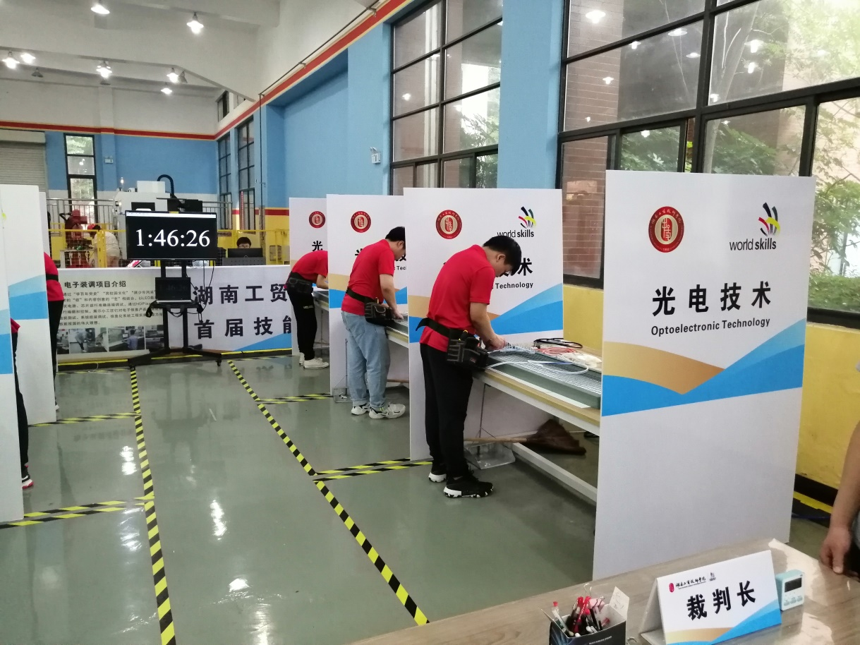 电气工程系学子们在开云竞猜（中国）有限公司官网首届技能文化节上展风采